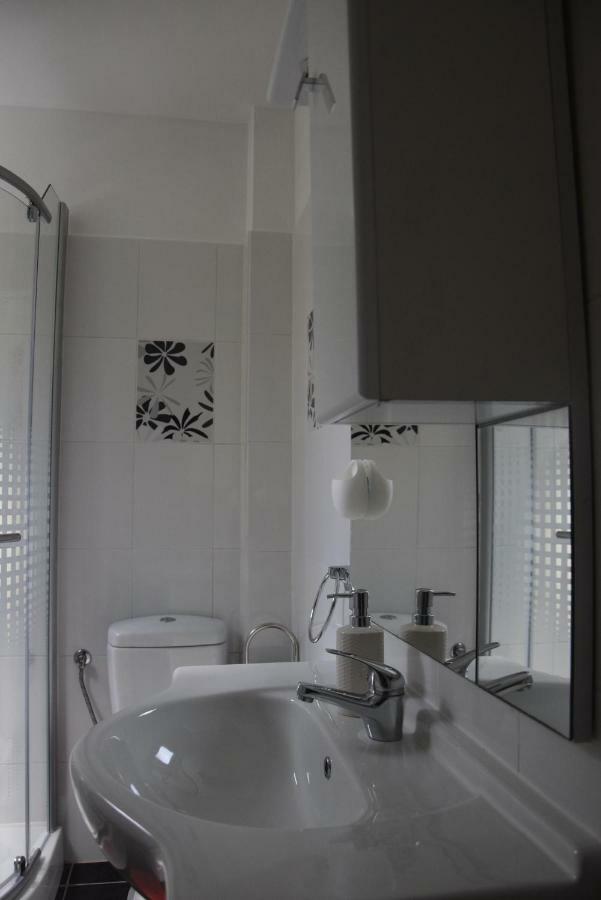 Appartement Apartman Ana à Sali Extérieur photo
