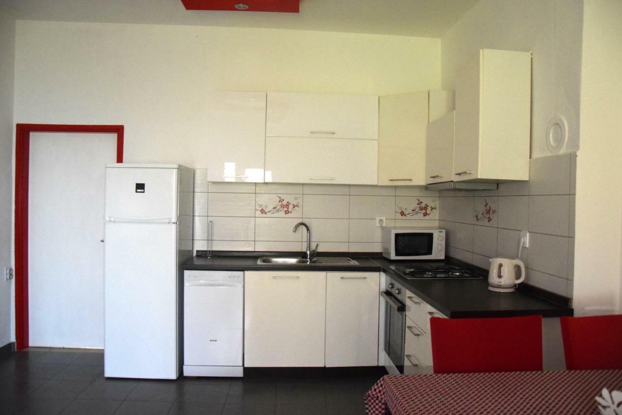 Appartement Apartman Ana à Sali Extérieur photo