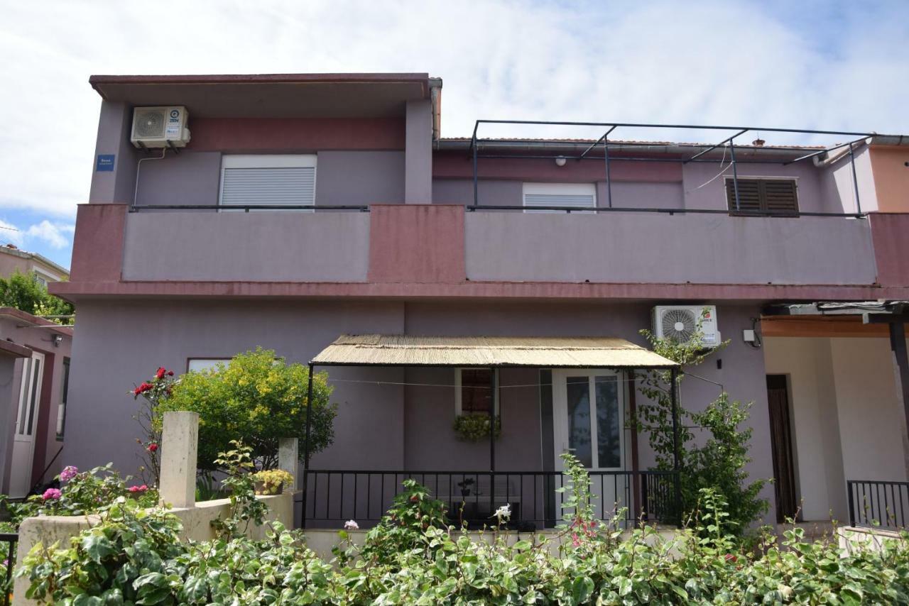 Appartement Apartman Ana à Sali Extérieur photo