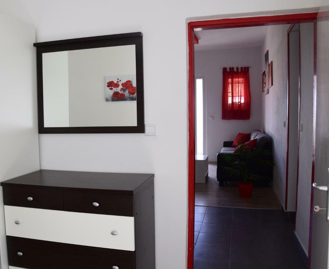 Appartement Apartman Ana à Sali Extérieur photo