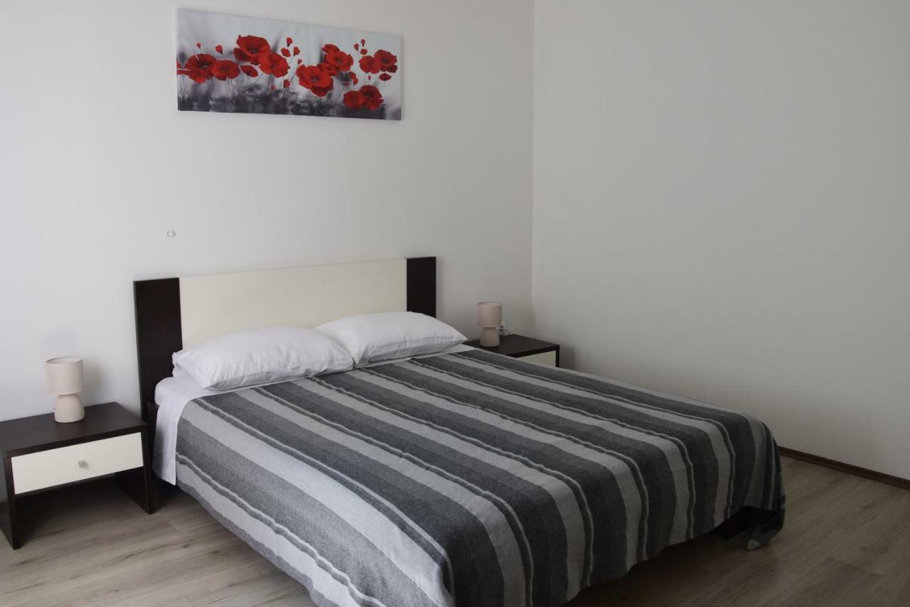 Appartement Apartman Ana à Sali Extérieur photo